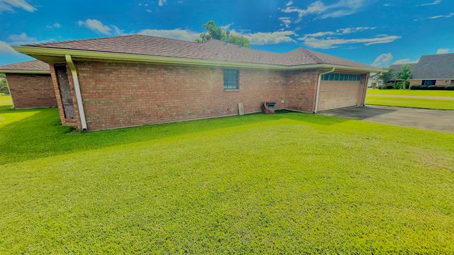107 Corral Way Drive, Bourg, LA 70343