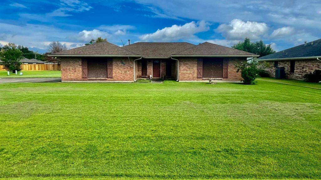 107 Corral Way Drive, Bourg, LA 70343