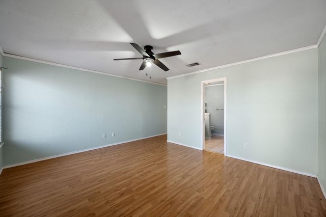 1402 Quicksilver CIR, Round Rock, TX 78665