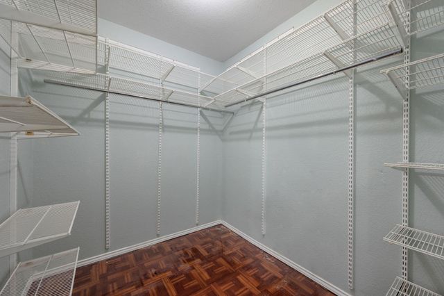 1402 Quicksilver CIR, Round Rock, TX 78665