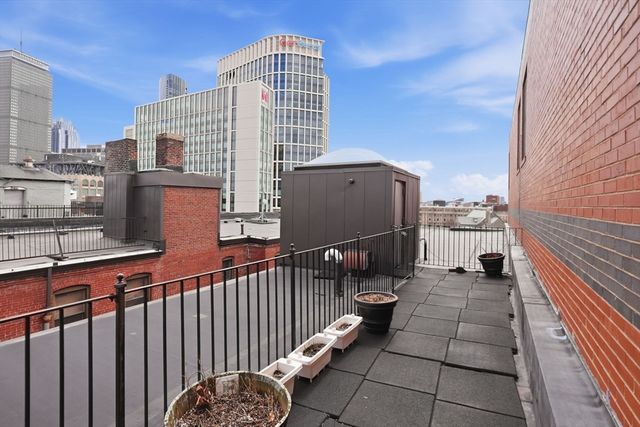 386 Commonwealth Ave 61, Boston, MA 02215