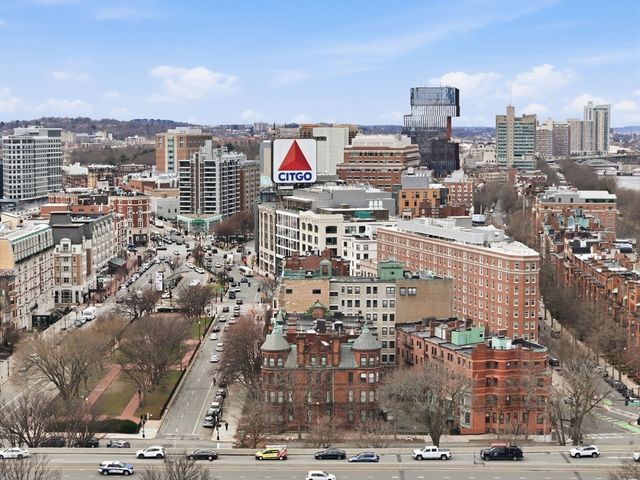 386 Commonwealth Ave 61, Boston, MA 02215