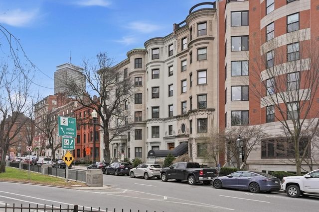 386 Commonwealth Ave 61, Boston, MA 02215