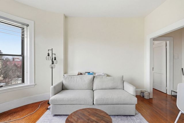 386 Commonwealth Ave 61, Boston, MA 02215