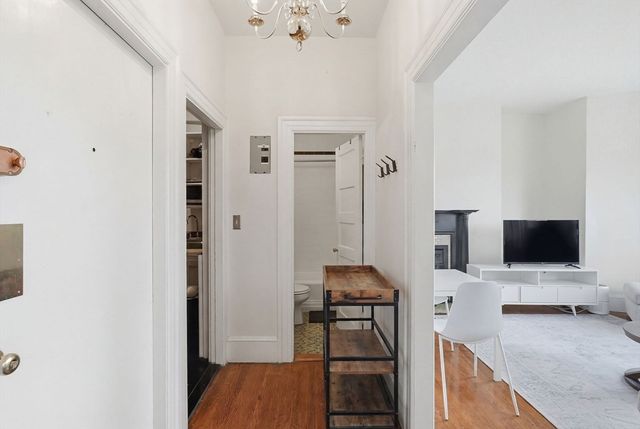 386 Commonwealth Ave 61, Boston, MA 02215