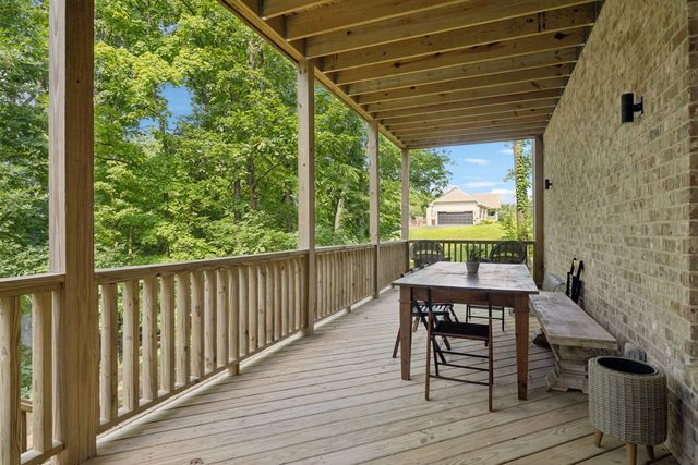 1556 Heller Rdg, Spring Hill, TN 37174