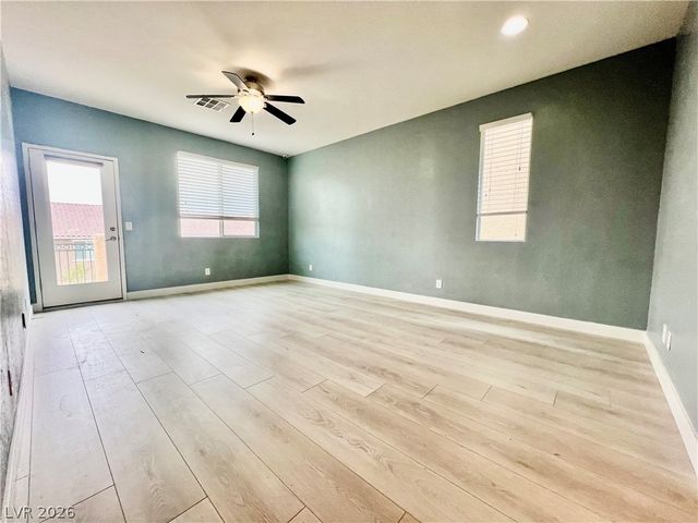 8667 Moon Crater Avenue, Las Vegas, NV 89178