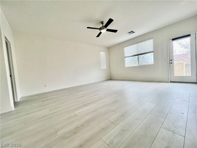 8667 Moon Crater Avenue, Las Vegas, NV 89178