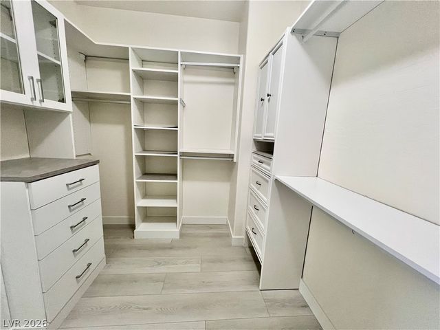 8667 Moon Crater Avenue, Las Vegas, NV 89178