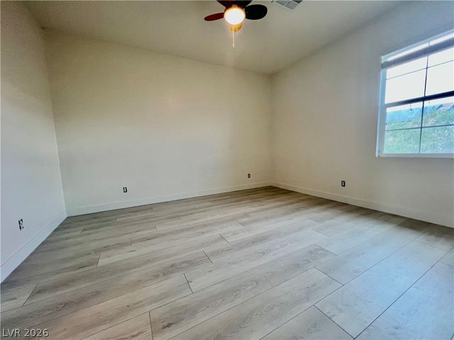 8667 Moon Crater Avenue, Las Vegas, NV 89178