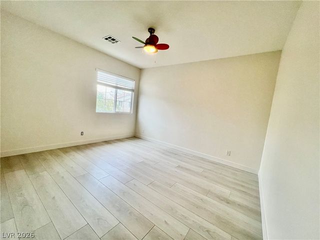 8667 Moon Crater Avenue, Las Vegas, NV 89178