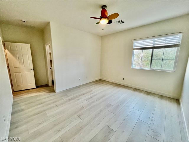 8667 Moon Crater Avenue, Las Vegas, NV 89178