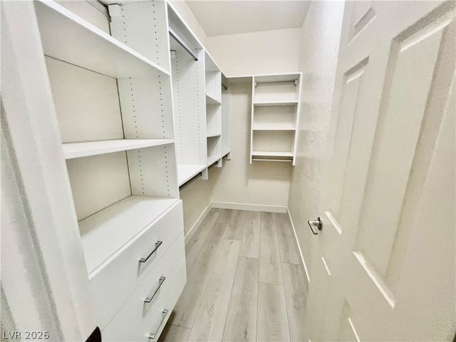8667 Moon Crater Avenue, Las Vegas, NV 89178