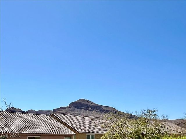 8667 Moon Crater Avenue, Las Vegas, NV 89178