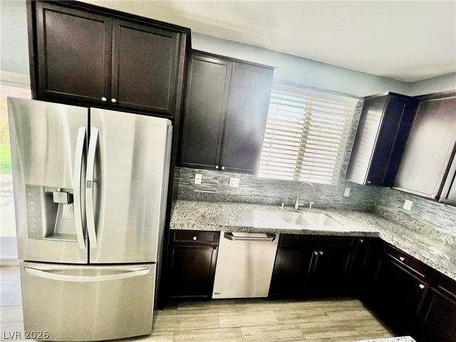 8667 Moon Crater Avenue, Las Vegas, NV 89178