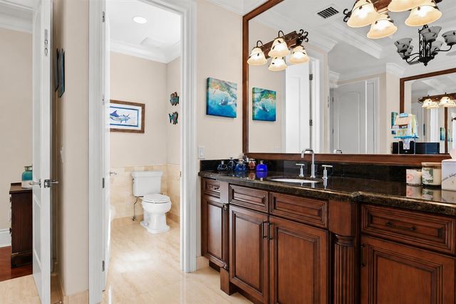 4431 NE 24th Avenue, Lighthouse Point, FL 33064