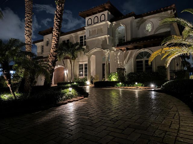 4431 NE 24th Avenue, Lighthouse Point, FL 33064