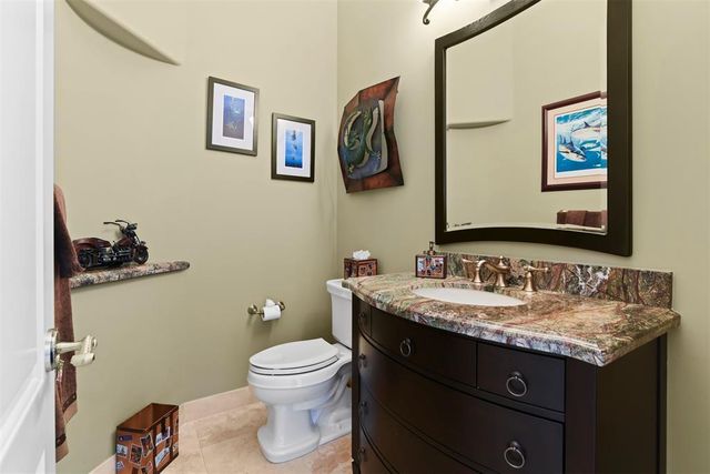 4431 NE 24th Avenue, Lighthouse Point, FL 33064