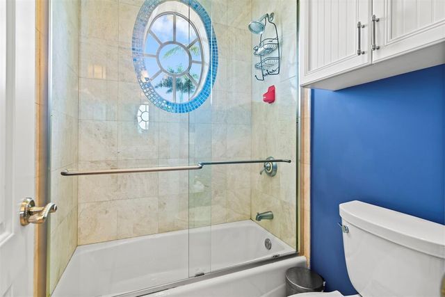 4431 NE 24th Avenue, Lighthouse Point, FL 33064