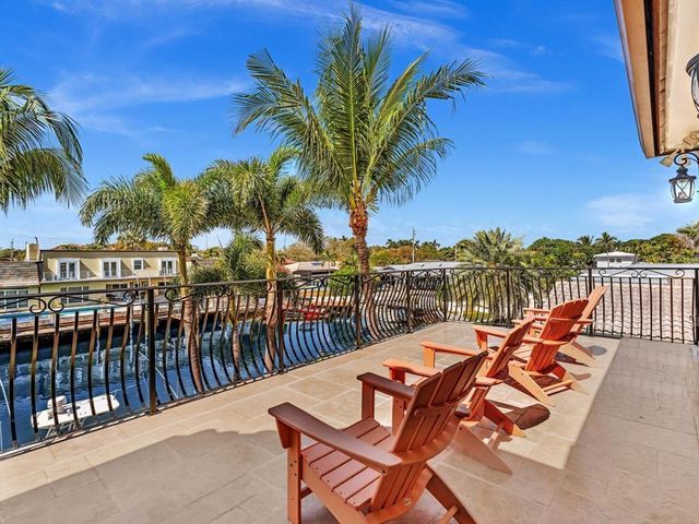 4431 NE 24th Avenue, Lighthouse Point, FL 33064