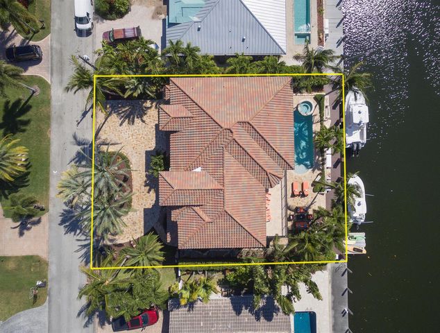 4431 NE 24th Avenue, Lighthouse Point, FL 33064