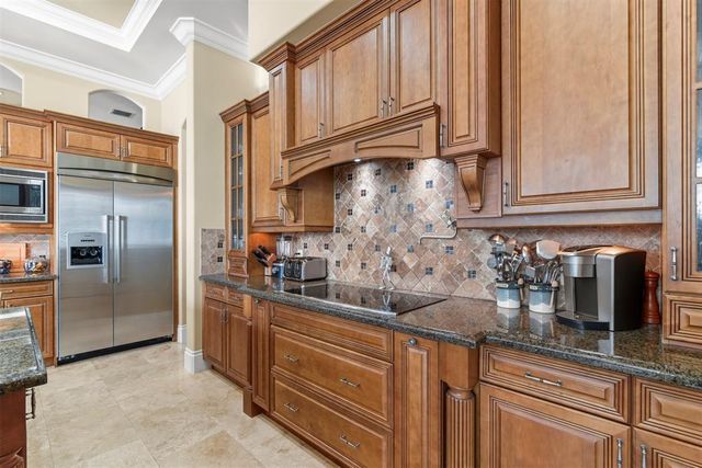 4431 NE 24th Avenue, Lighthouse Point, FL 33064
