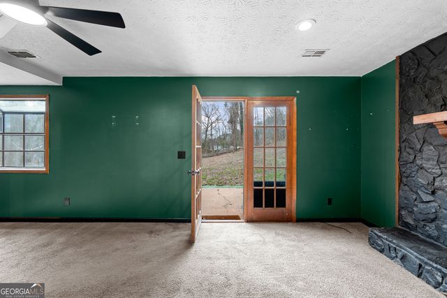 125 Nina Celeste Lane, Fayetteville, GA 30215