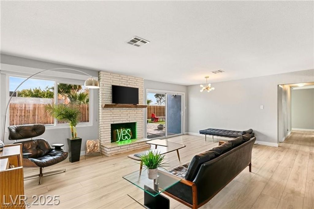 1707 South 8th, Las Vegas, NV 89104 — photo 4