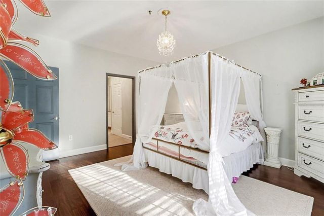 2865 LENOX NE Road 111, Atlanta, GA 30324