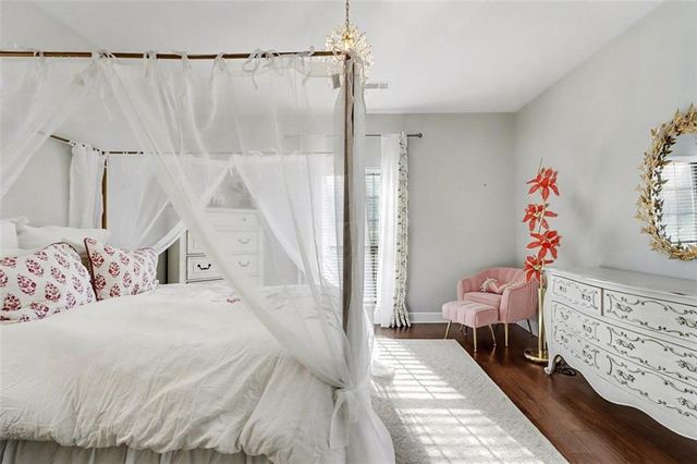 2865 LENOX NE Road 111, Atlanta, GA 30324