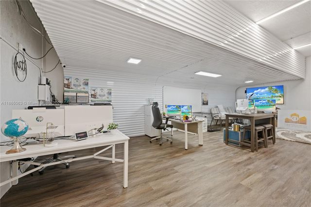 35351 SW 218th Ave, Homestead, FL 33034