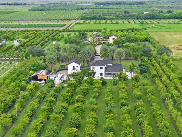 35351 SW 218th Ave, Homestead, FL 33034