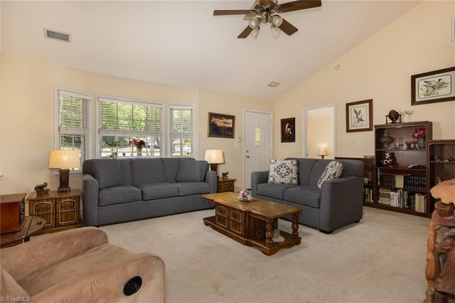 124 Hunter Circle, Wilkesboro, NC 28697
