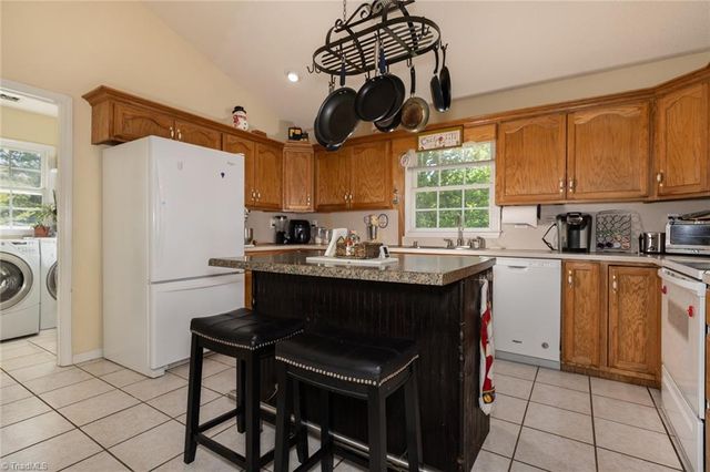124 Hunter Circle, Wilkesboro, NC 28697