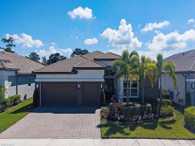 12058 Mimosa ST, Naples, FL 34120