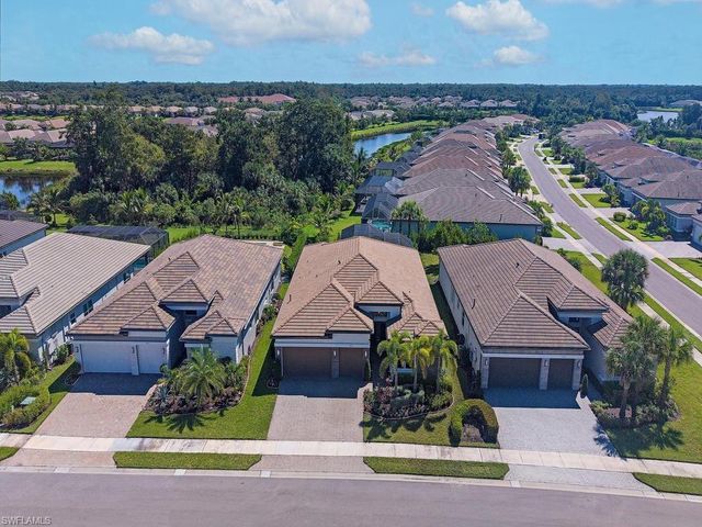 12058 Mimosa ST, Naples, FL 34120