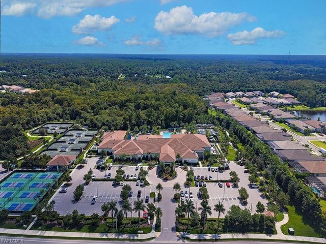 12058 Mimosa ST, Naples, FL 34120