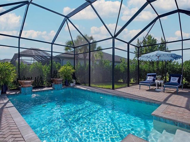 12058 Mimosa ST, Naples, FL 34120