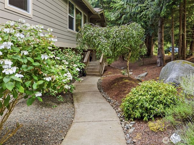 43 Goliah Lane, Port Ludlow, WA 98365