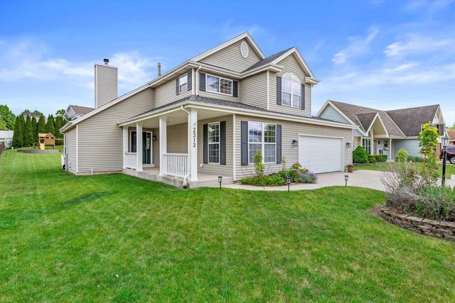 2313 Kestrel LANE, Waukesha, WI 53189