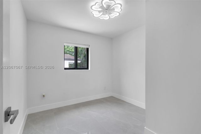 4450 NW 169th Ter, Miami Gardens, FL 33055
