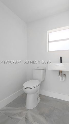 4450 NW 169th Ter, Miami Gardens, FL 33055