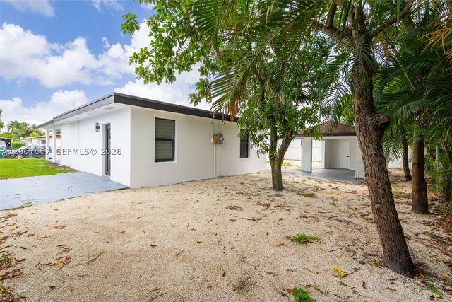 4450 NW 169th Ter, Miami Gardens, FL 33055