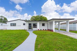 4450 NW 169th Ter, Miami Gardens, FL 33055