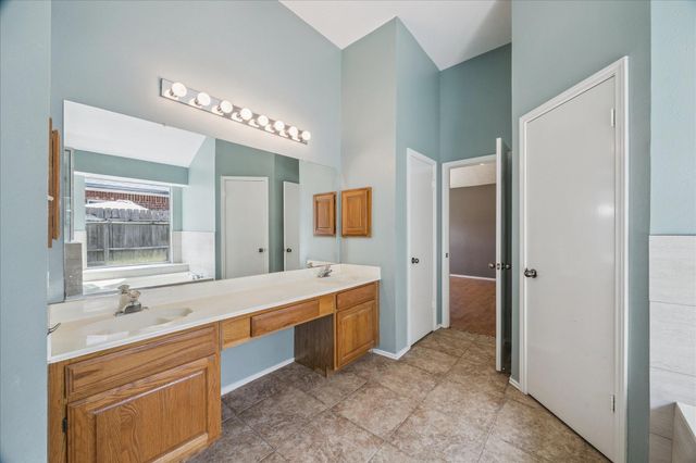 1306 Garden Court, Deer Park, TX 77536