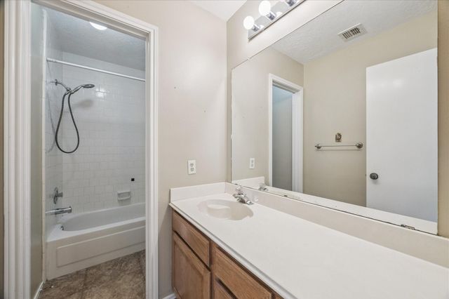 1306 Garden Court, Deer Park, TX 77536