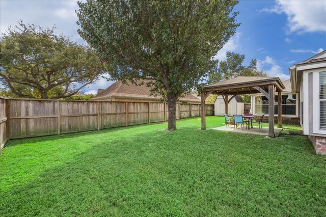 1306 Garden Court, Deer Park, TX 77536