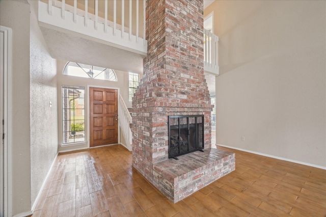 1306 Garden Court, Deer Park, TX 77536