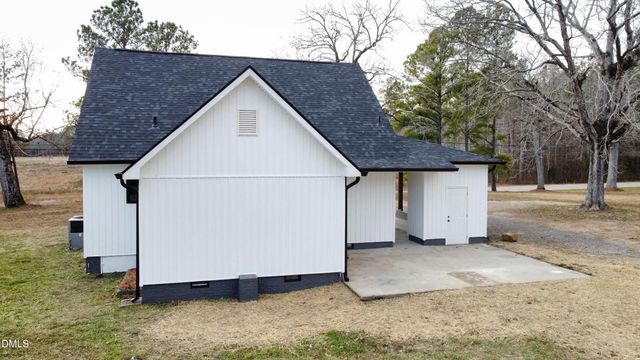 5000 Fairport Road, Oxford, NC 27565