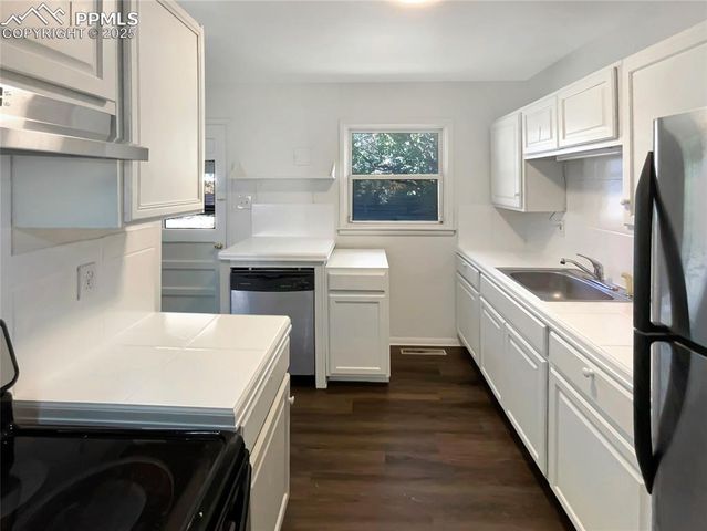 307 Mount View Lane, Fountain, CO 80817